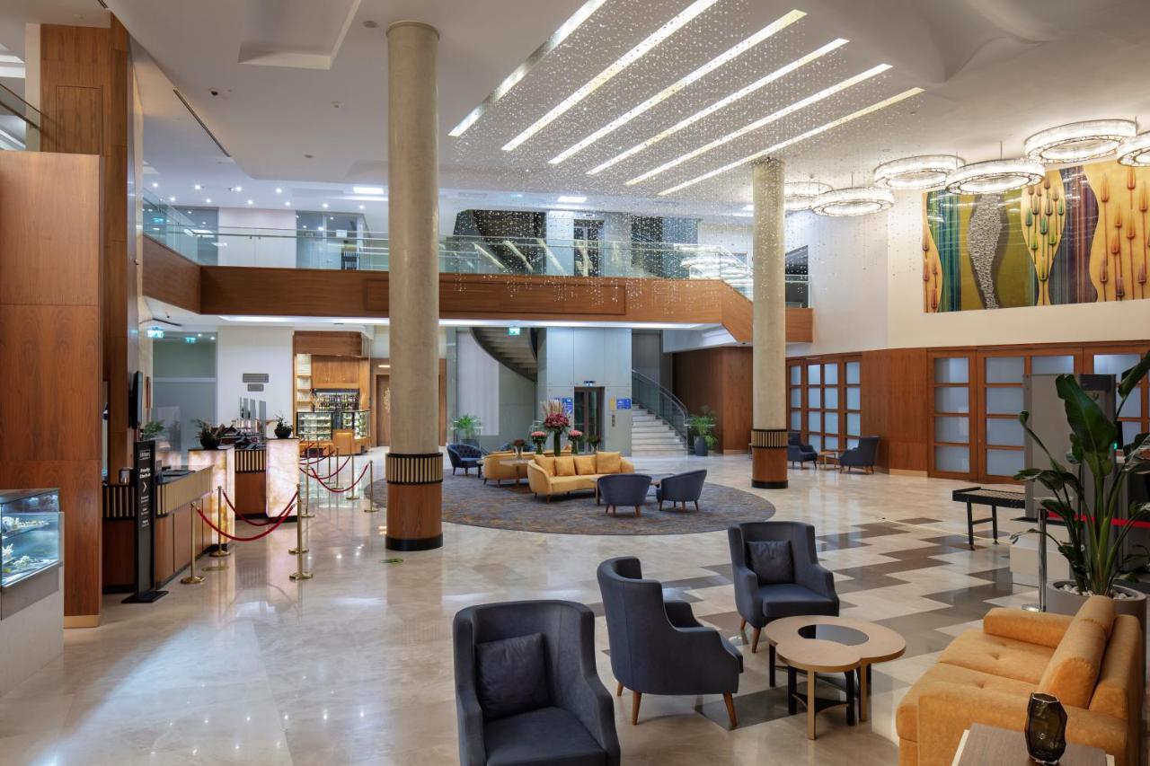 Doubletree By Hilton Istanbul Atasehir Hotel & Conference Centre Istambul Exterior foto