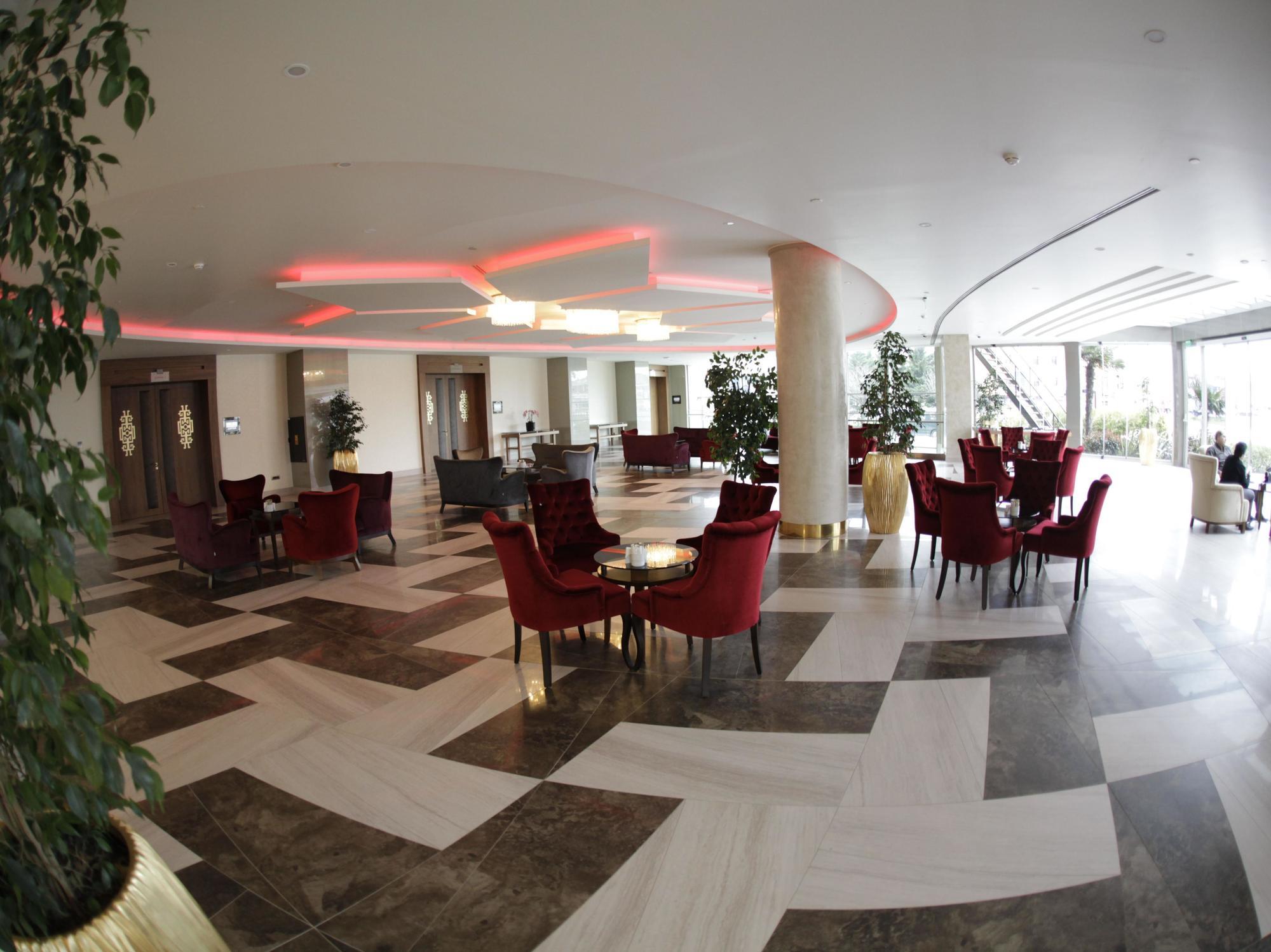 Doubletree By Hilton Istanbul Atasehir Hotel & Conference Centre Istambul Exterior foto