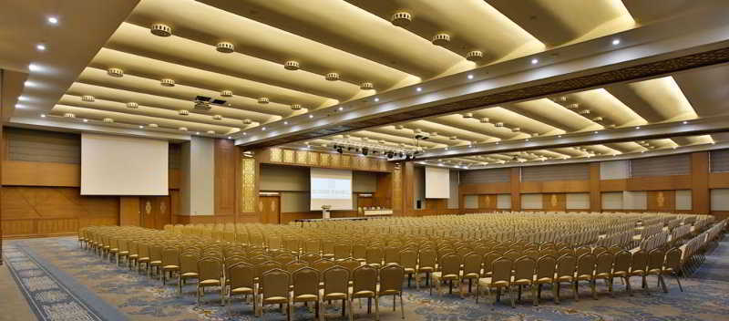 Doubletree By Hilton Istanbul Atasehir Hotel & Conference Centre Istambul Exterior foto